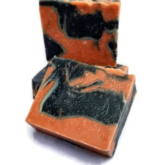 Grapefruit Palmarosa Soap – a luxurious cold-process bar infused with nature’s most powerful purifiers and mood-boosting botanicals.